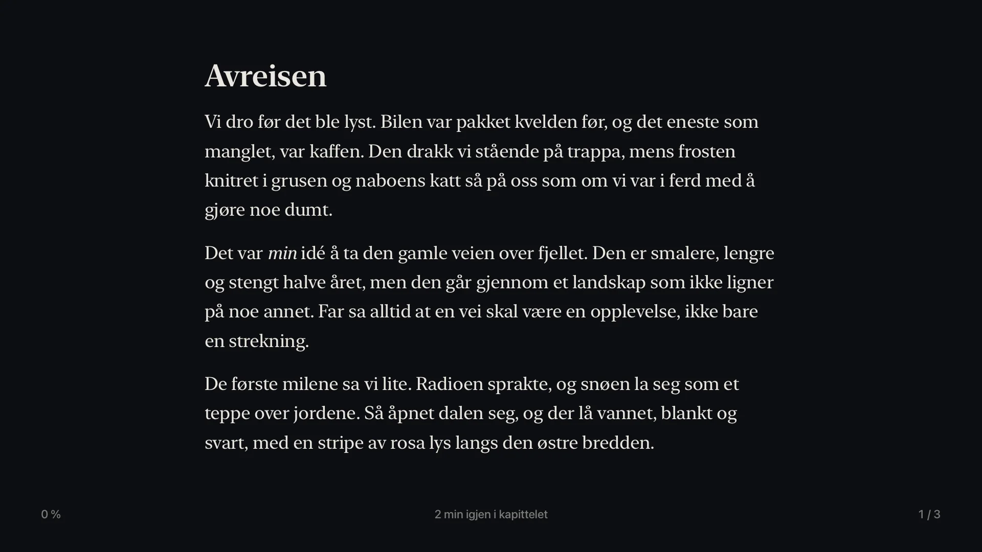 En e-bok på Apple TV: første side i et kapittel, satt som én spalte i stor skrift